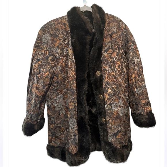 Vintage J. Percy for Marvin Richards Reversible Faux Fur Floral Tapestry Coat - Picture 1 of 13